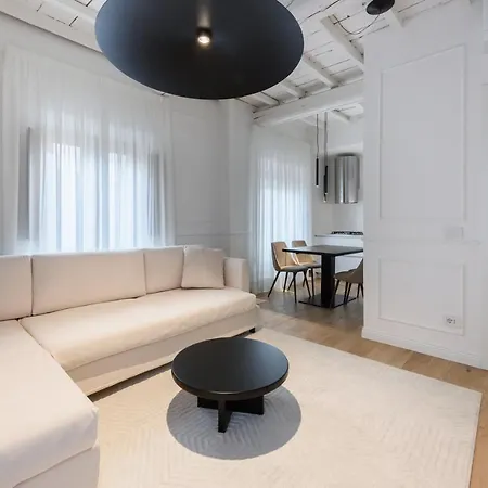 Pitti Prestige By Mmega Apartment *