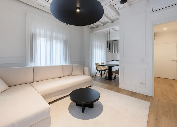 Pitti Prestige By Mmega Apartman *